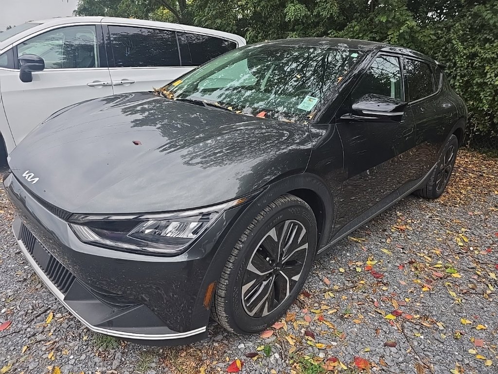 Certified 2024 Kia EV6 Light AWD/4WD image 1