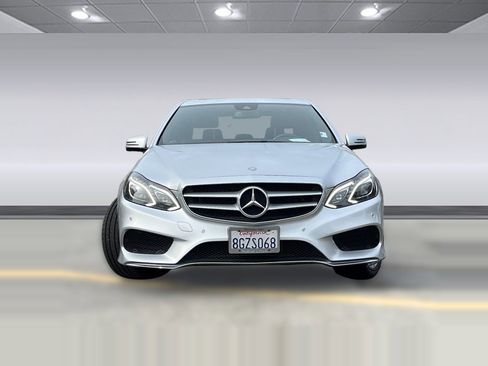 Used 2016 Mercedes-Benz E 350 Sedan image 4