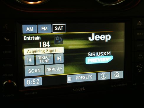 Used 2016 Jeep Patriot Latitude AWD/4WD image 22