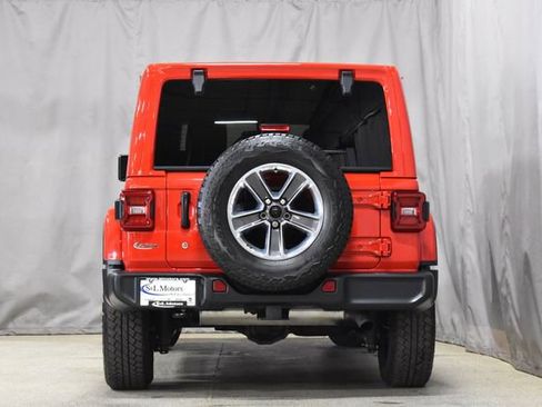 Certified 2020 Jeep Wrangler Unlimited Sahara w/ LED Lighting Group image 8
