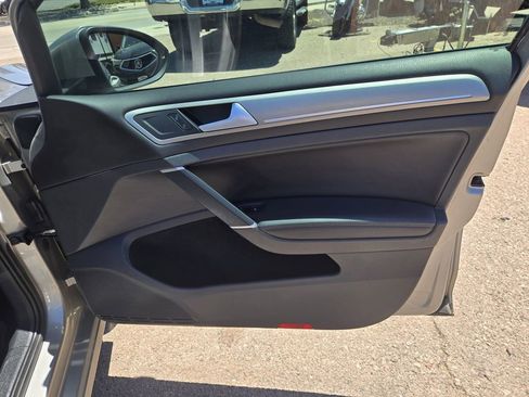 Used 2015 Volkswagen Golf TDI SE w/ Lighting Package FWD image 25