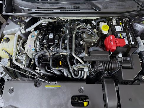 Used 2024 Nissan Sentra SV FWD image 30