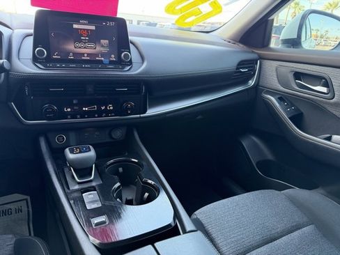 Certified 2021 Nissan Rogue SV image 31