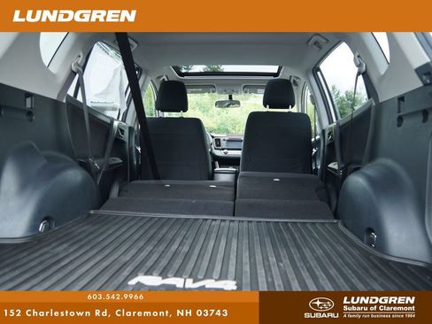 Used 2015 Toyota RAV4 XLE AWD/4WD image 31