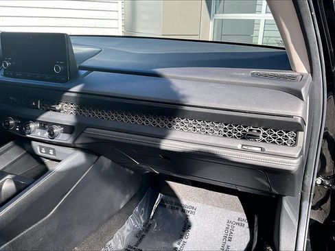 Used 2023 Honda Accord LX image 16