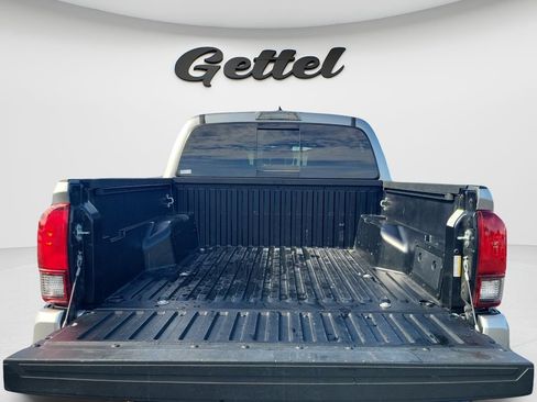 Used 2023 Toyota Tacoma SR5 w/ Technology Package AWD/4WD image 9