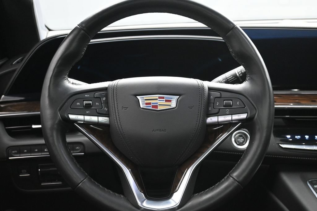 Used 2022 Cadillac Escalade Sport Platinum w/ LPO, ONYX Package AWD/4WD image 13