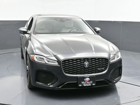 Used 2024 Jaguar XF R-Dynamic SE image 2