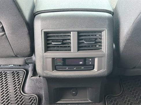 Used 2019 Volkswagen Atlas S FWD image 29