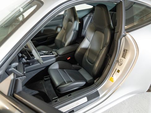 Certified 2025 Porsche 911 Carrera S RWD image 5