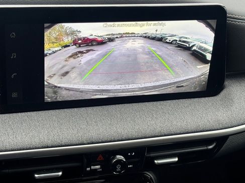 New 2026 Nissan Kicks SV image 13