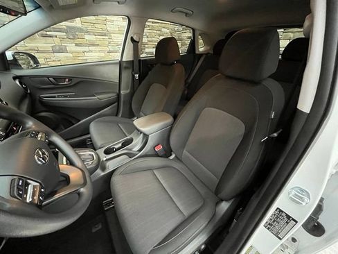 Used 2023 Hyundai Kona SEL w/ Cargo Package AWD/4WD image 31