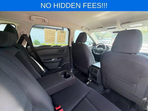 Used 2025 Nissan Rogue S FWD image 29