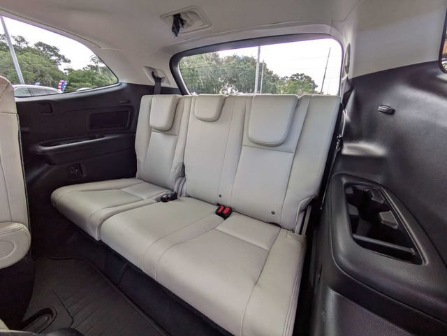 Used 2023 Subaru Ascent Limited AWD/4WD image 18