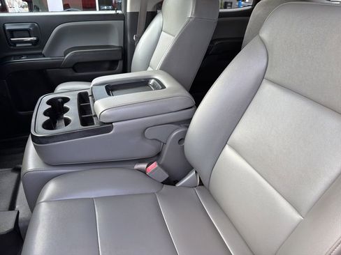 Used 2016 Chevrolet Silverado 2500 W/T w/ WT Convenience Package image 9