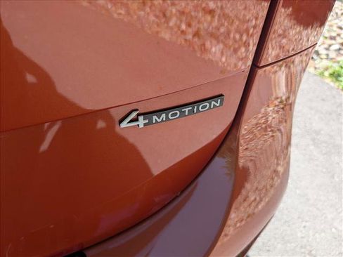 Used 2025 Volkswagen ID. Buzz Pro S Plus AWD/4WD image 23