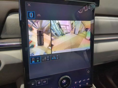 New 2026 GMC Terrain Denali image 18