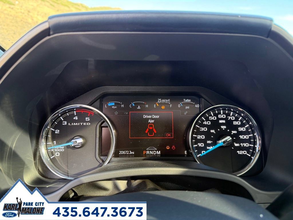Used 2022 Ford F450 Limited w/ FX4 Off-Road Package AWD/4WD image 18