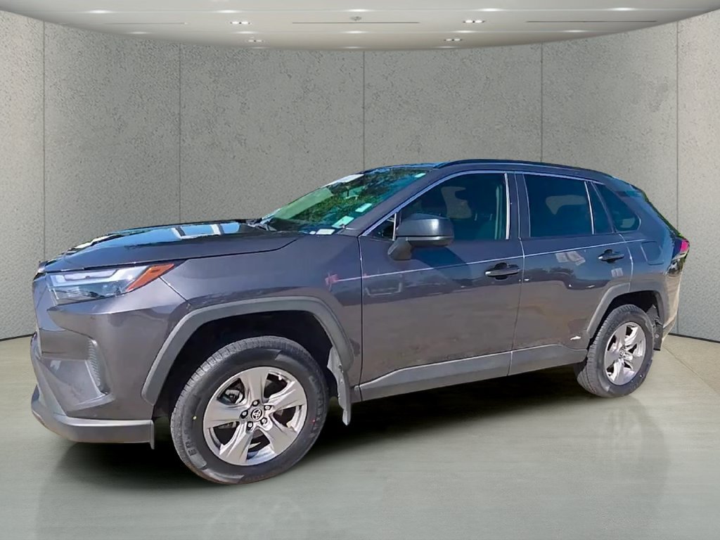 Used 2024 Toyota RAV4 LE AWD/4WD image 33