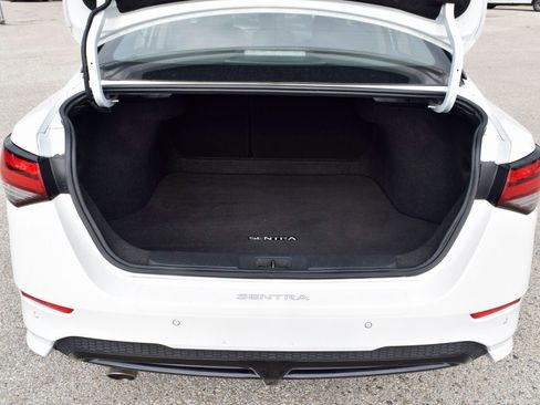 Used 2023 Nissan Sentra SR w/ Midnight Edition Package image 21