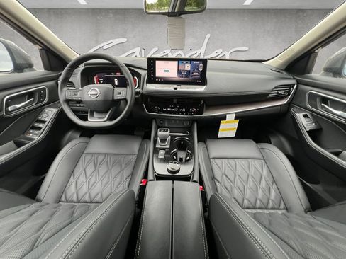 New 2026 Nissan Rogue Platinum image 20