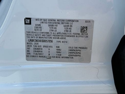 Used 2025 Buick Envision Preferred image 33