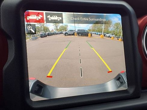Used 2020 Jeep Gladiator Rubicon AWD/4WD image 9