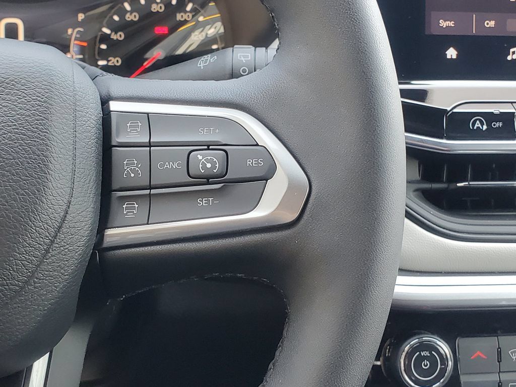 Used 2024 Jeep Compass Limited AWD/4WD image 14
