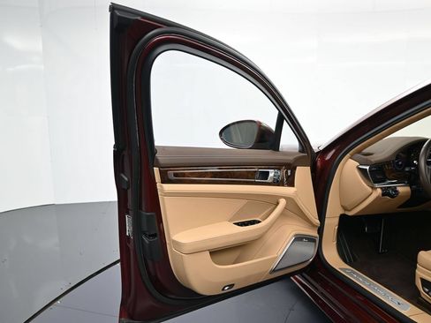 Certified 2021 Porsche Panamera Turbo S AWD/4WD image 16