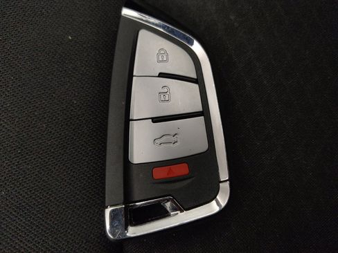 Used 2020 Chevrolet Malibu LS FWD image 32