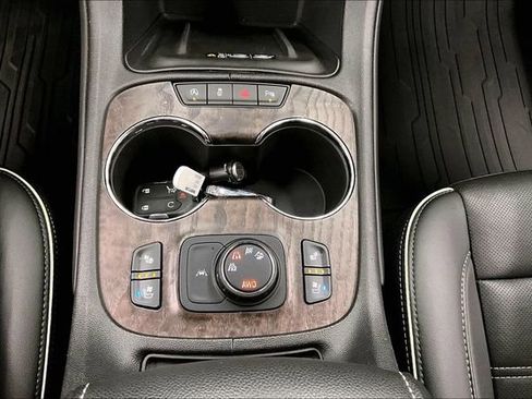 Used 2022 GMC Acadia Denali w/ GMC Pro Grade Package AWD/4WD image 38