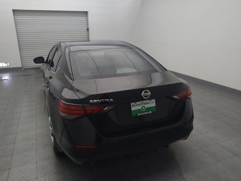 Used 2020 Nissan Sentra S image 6