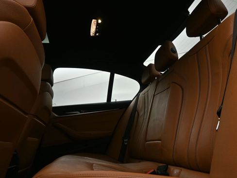 Used 2019 BMW 540i xDrive image 14