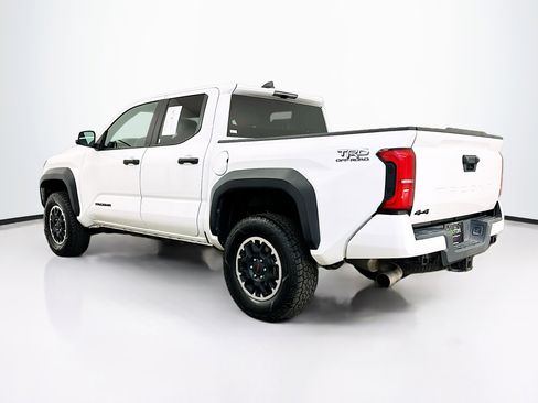 Used 2025 Toyota Tacoma TRD Off-Road image 5