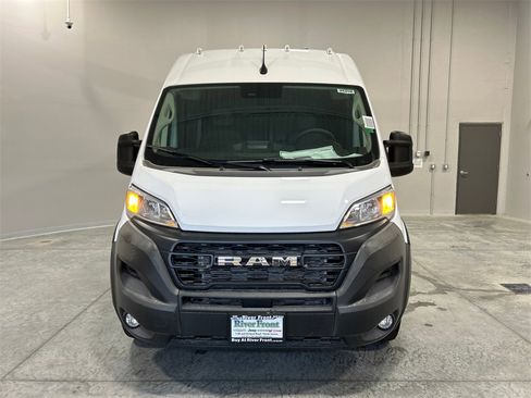 New 2025 RAM ProMaster 2500 w/ Convenience Group image 3