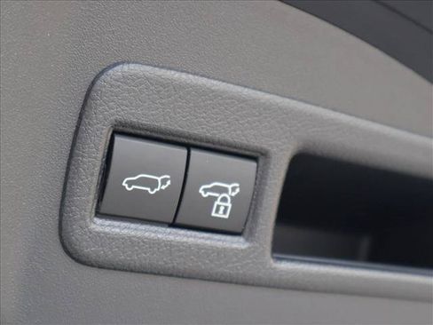 Certified 2024 Subaru Solterra AWD/4WD image 7
