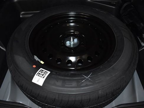 New 2025 Jeep Grand Cherokee Limited image 32