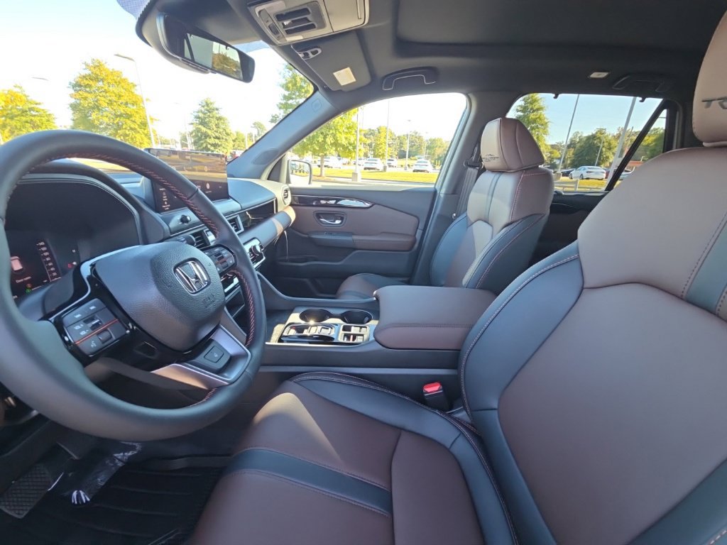 New 2026 Honda Pilot TrailSport image 23