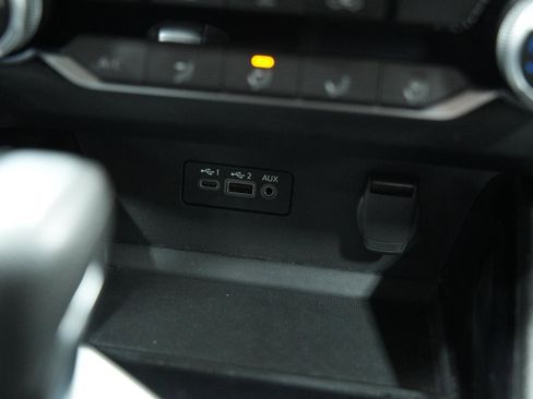 Used 2024 Nissan Altima 2.5 SV image 37