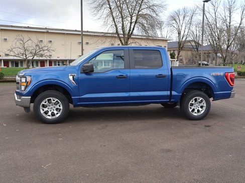 Used 2023 Ford F150 XLT image 3