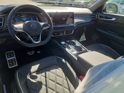 New 2026 Volkswagen Atlas SEL Premium R-Line