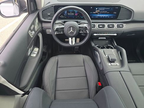 Used 2026 Mercedes-Benz GLS 450 4MATIC image 27