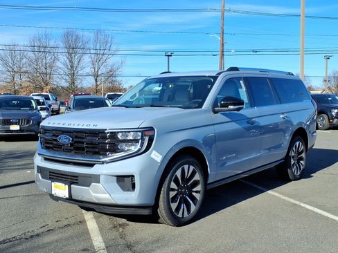 New 2025 Ford Expedition Max Platinum w/ Platinum Ultimate Package image 3