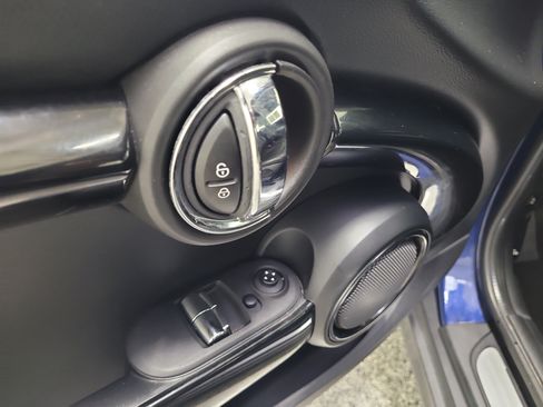 Used 2014 MINI Cooper 2-Door Hardtop FWD image 10