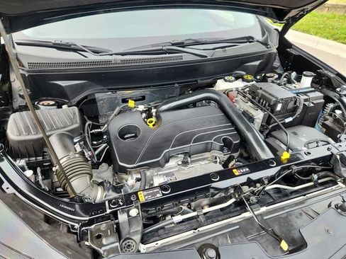 Used 2024 Chevrolet Equinox LT w/ LPO, Floor Liner Package FWD image 16