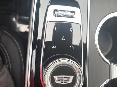 Used 2024 Cadillac Lyriq Sport RWD image 42