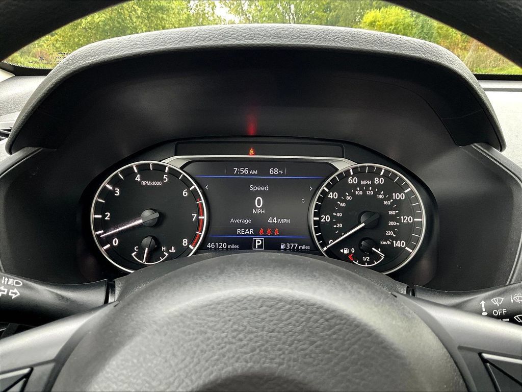 Used 2024 Nissan Altima 2.5 SV FWD image 15