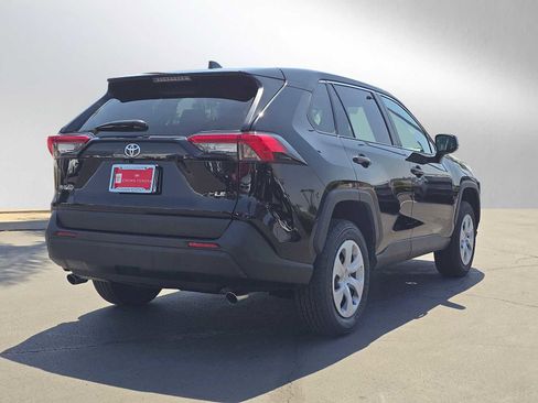 Used 2025 Toyota RAV4 LE FWD image 3
