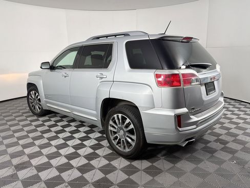 Used 2017 GMC Terrain Denali image 3