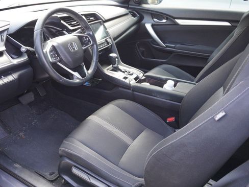 Used 2019 Honda Civic EX image 8